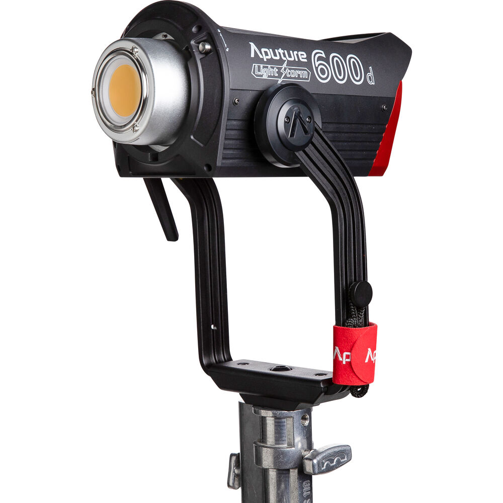 Aputure LS 600d Daylight LED Light (V-Mount) - 7